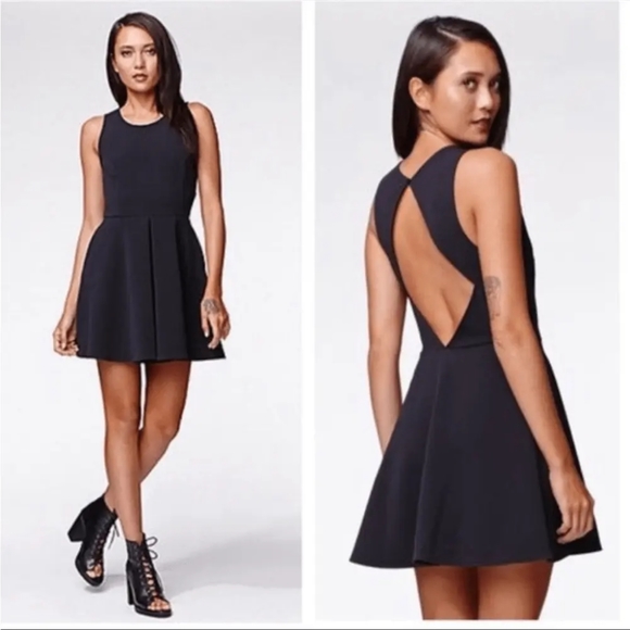 Kendall & Kylie Keyhole Skater Dress - Picture 4 of 4